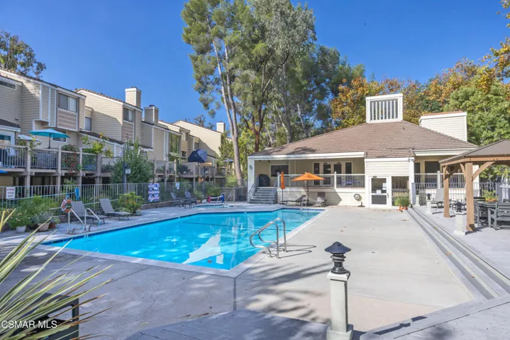 Community pool
