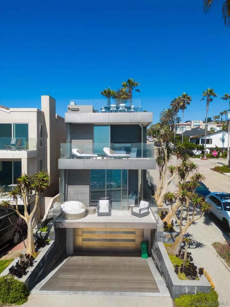 6653 Neptune Share B, La Jolla, California 92037 home-pic-28