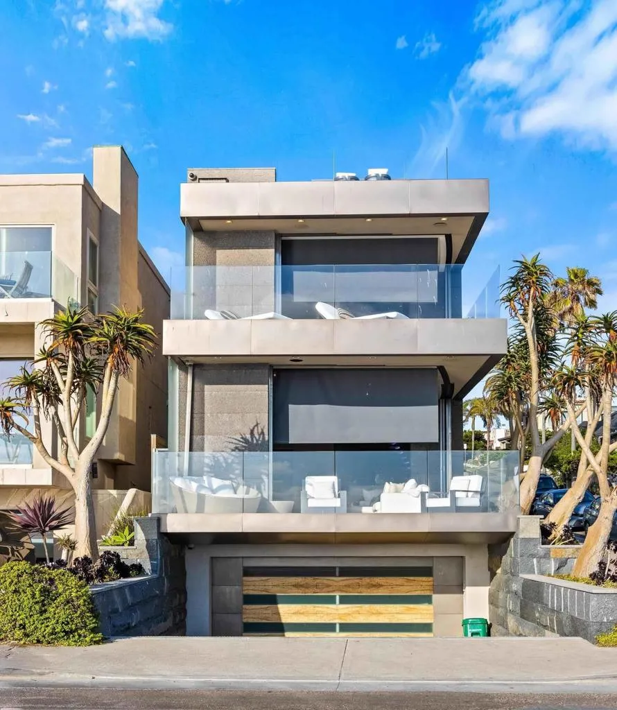 6653 Neptune Share B, La Jolla, California 92037 home-pic-6