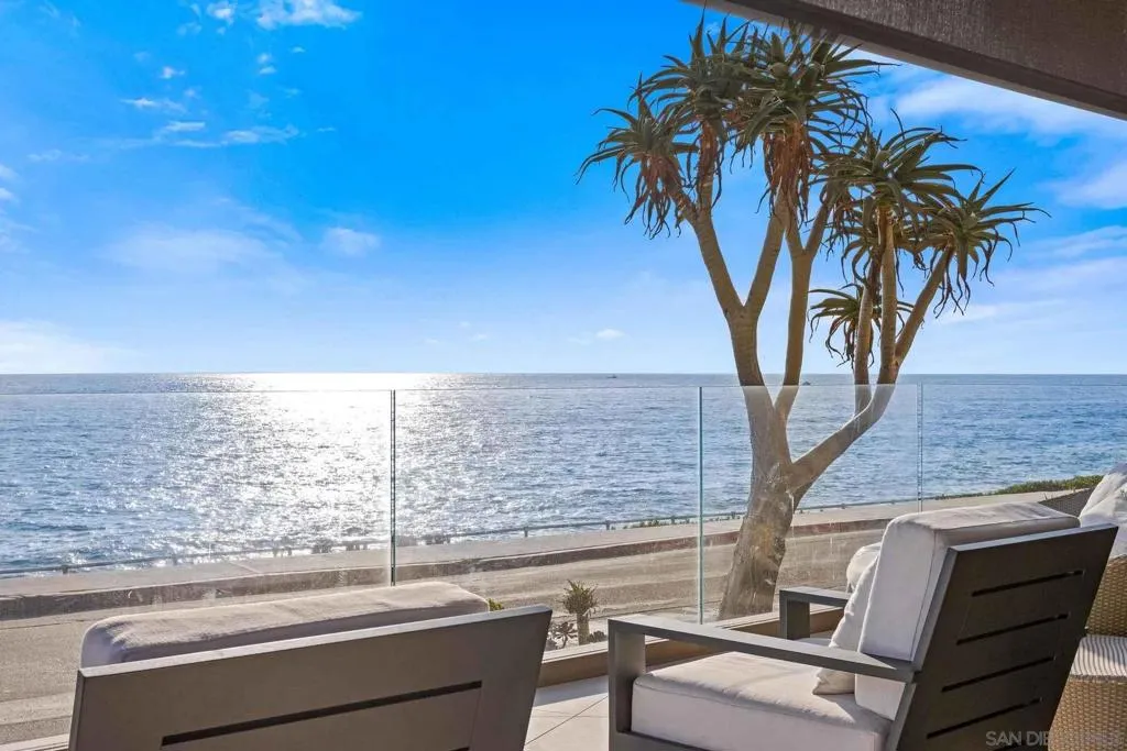 6653 Neptune Share B, La Jolla, California 92037 home-pic-30