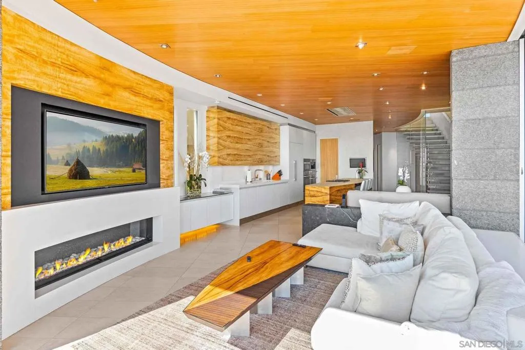 6653 Neptune Share B, La Jolla, California 92037 home-pic-10