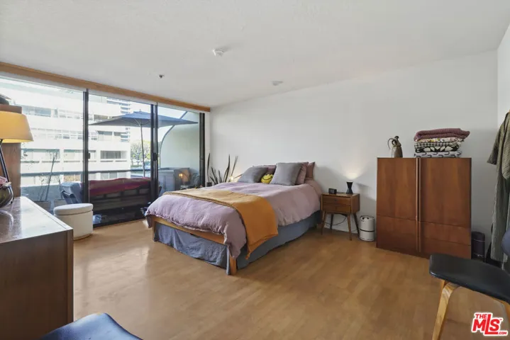 880 W 1st Street 604, Los Angeles, California 90012