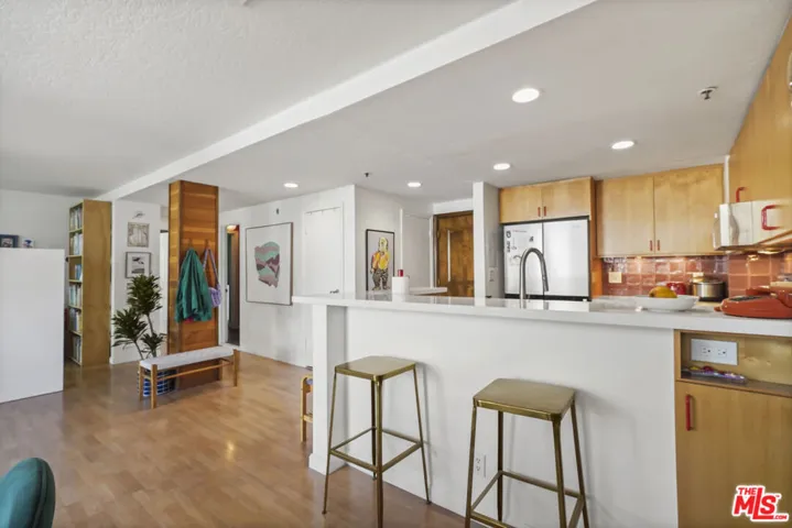 880 W 1st Street 604, Los Angeles, California 90012