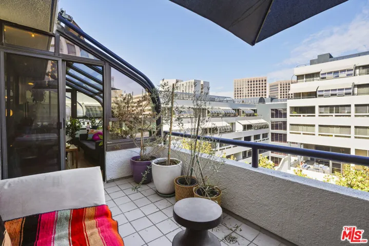880 W 1st Street 604, Los Angeles, California 90012
