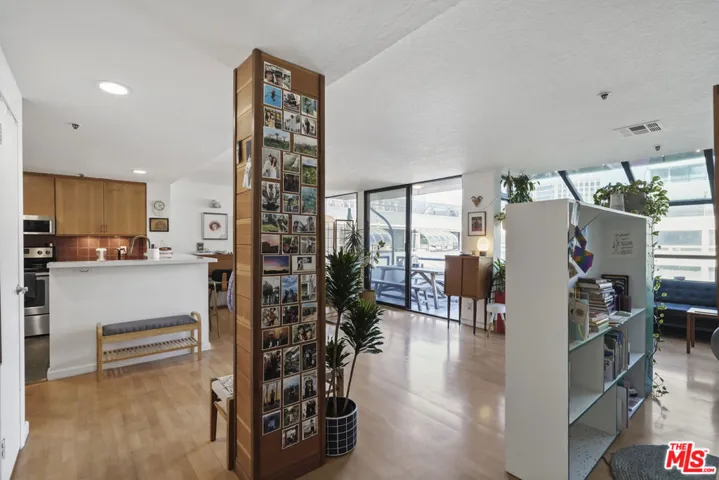 880 W 1st Street 604, Los Angeles, California 90012