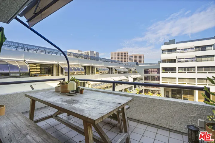 880 W 1st Street 604, Los Angeles, California 90012