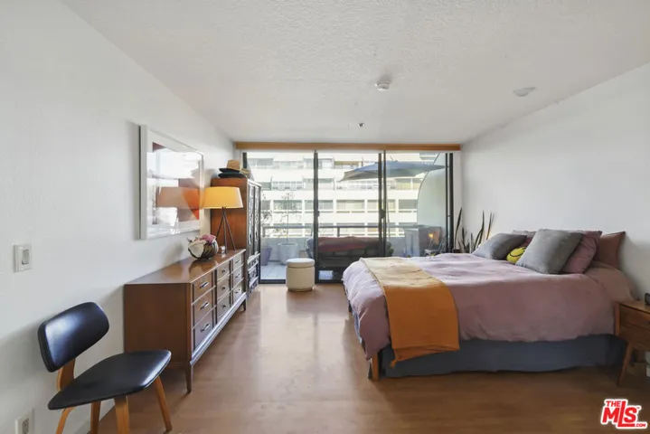 880 W 1st Street 604, Los Angeles, California 90012