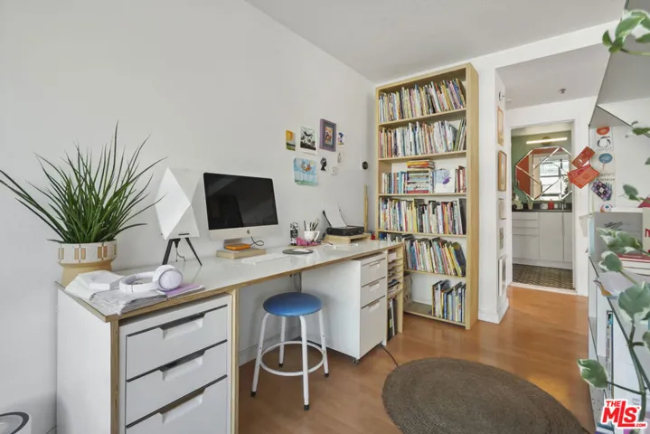 880 W 1st Street 604, Los Angeles, California 90012