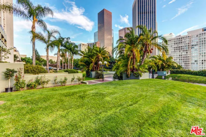880 W 1st Street 604, Los Angeles, California 90012