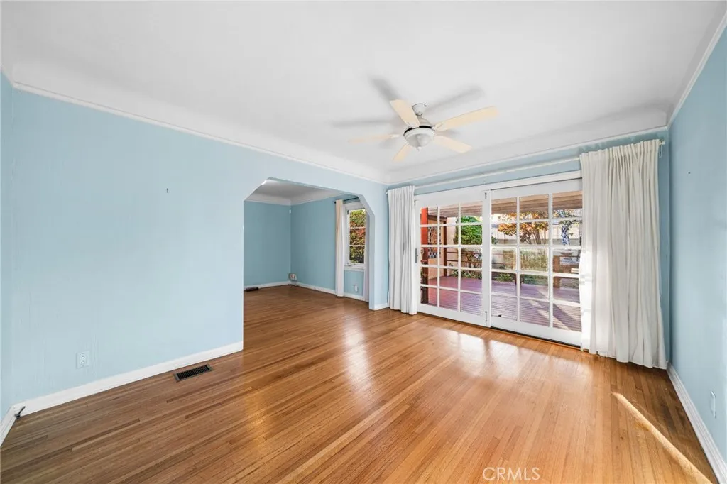 3727 Walnut, Long Beach, California 90807 home-pic-21