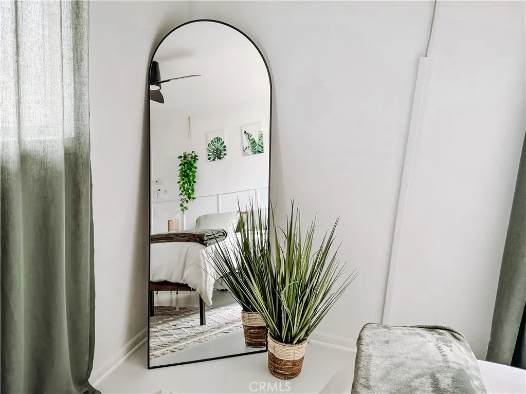 5050 1st E, Joshua Tree, California 92252 home-pic-8