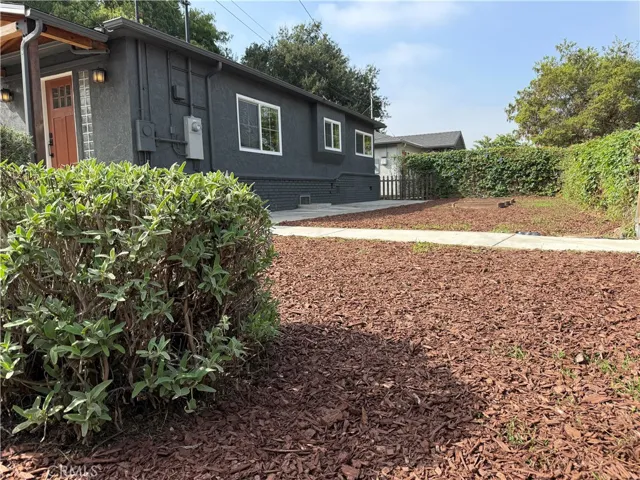 Side yard