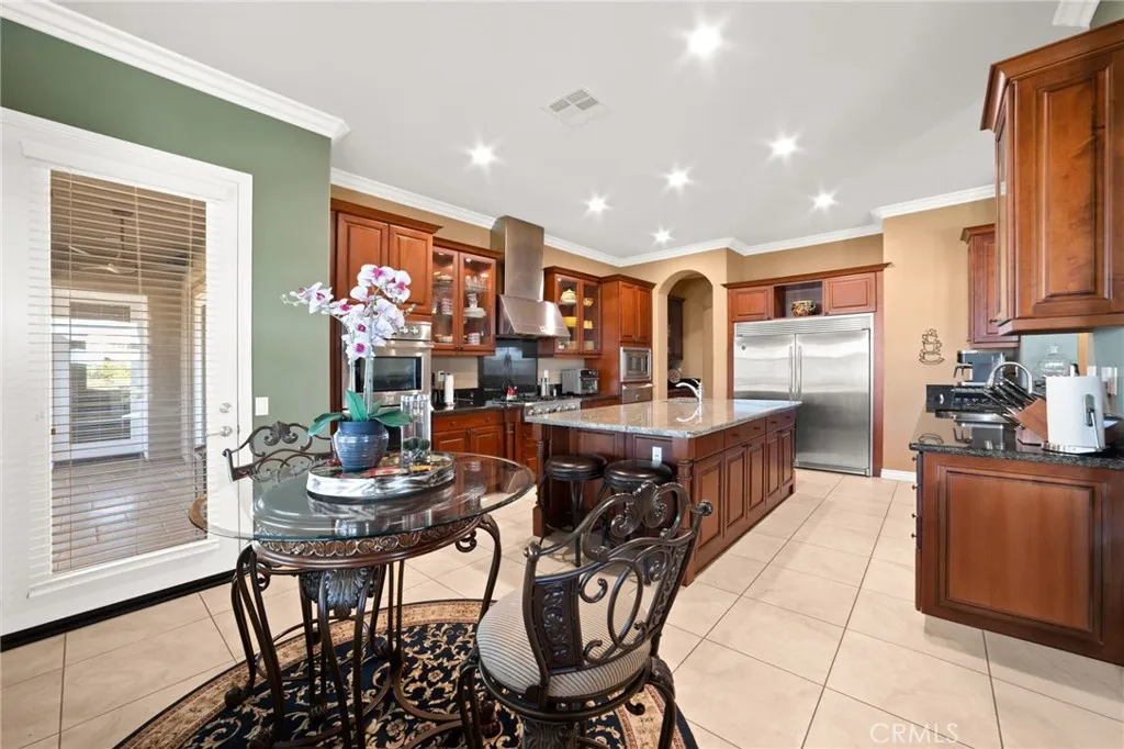 17509 Fairbreeze Court, Riverside, California 92504 home-pic-54