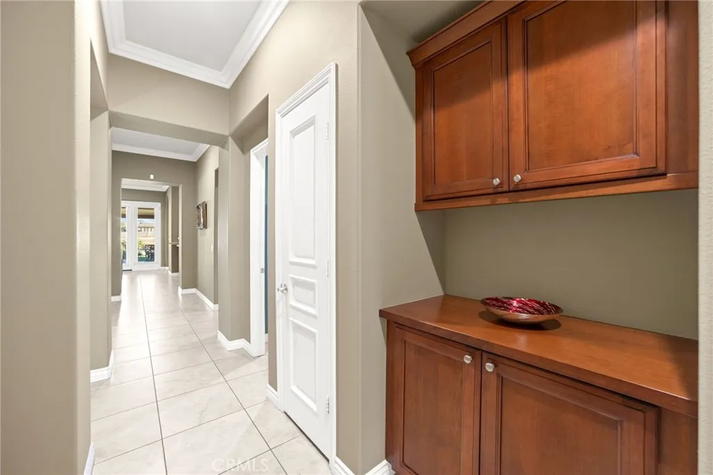 17509 Fairbreeze Court, Riverside, California 92504 home-pic-10