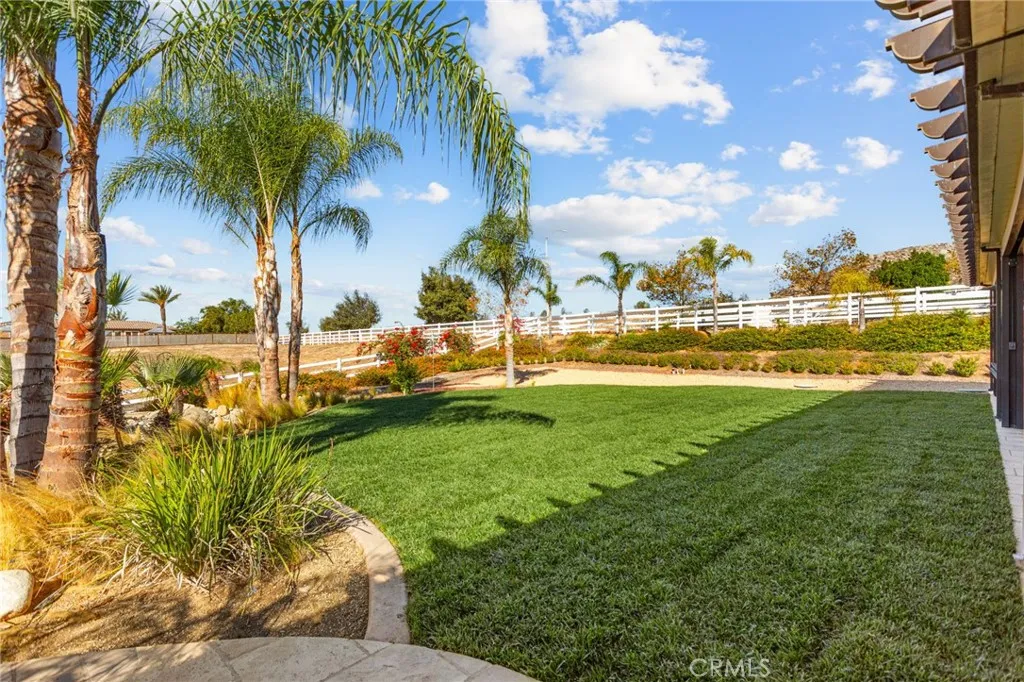 17509 Fairbreeze Court, Riverside, California 92504 home-pic-36