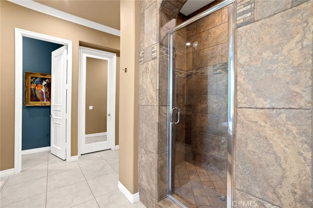 17509 Fairbreeze Court, Riverside, California 92504 home-pic-16