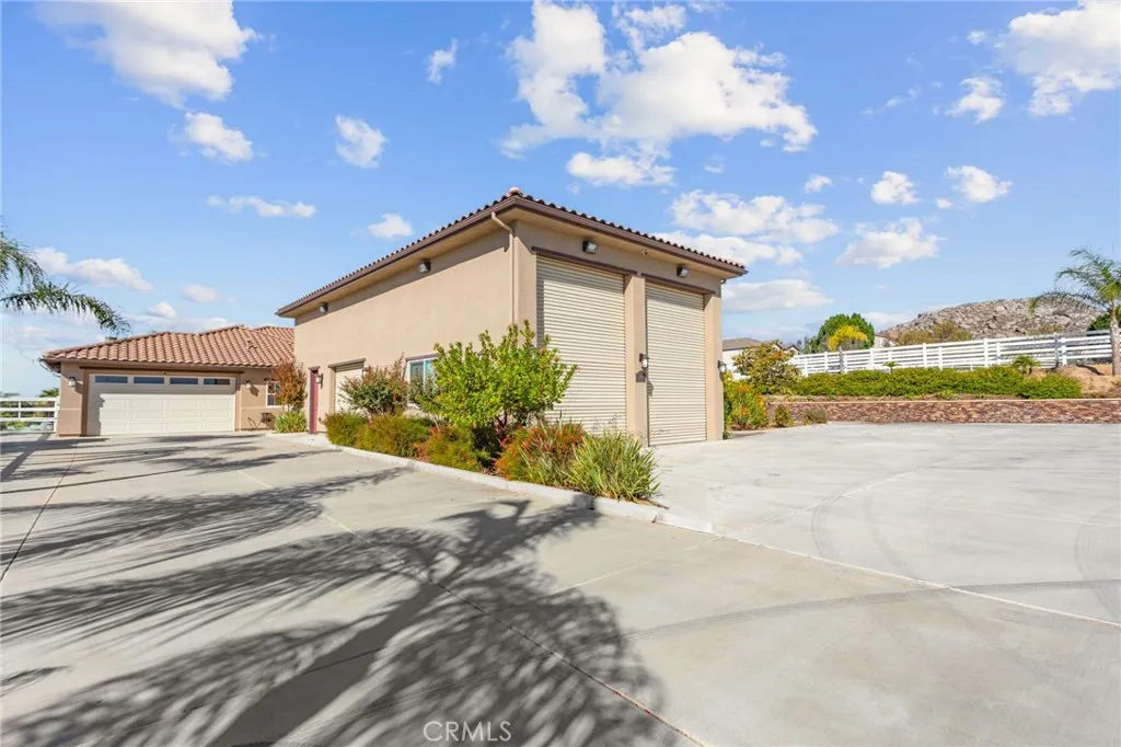 17509 Fairbreeze Court, Riverside, California 92504 home-pic-42