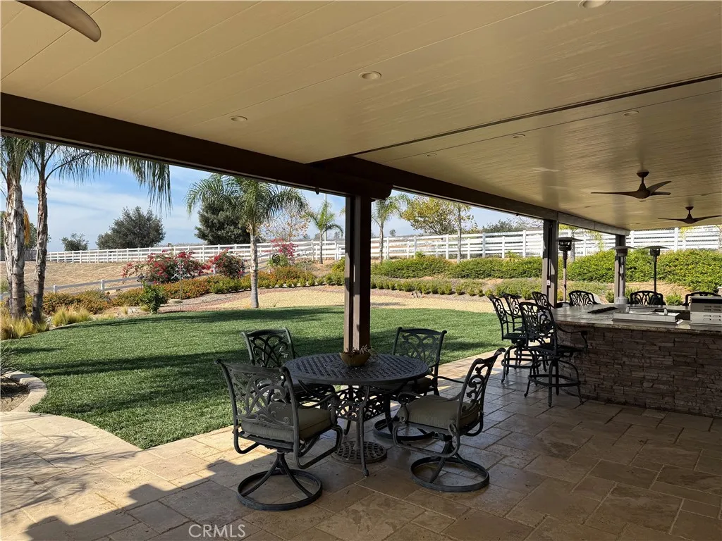 17509 Fairbreeze Court, Riverside, California 92504 home-pic-37