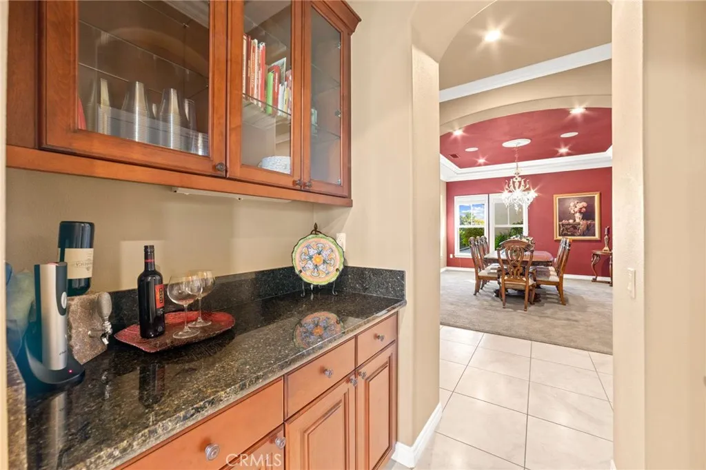 17509 Fairbreeze Court, Riverside, California 92504 home-pic-4
