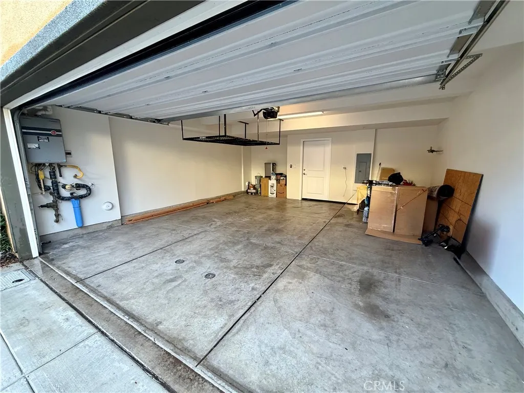 1570 W 1st Street, Santa Ana, California 92703 home-pic-48