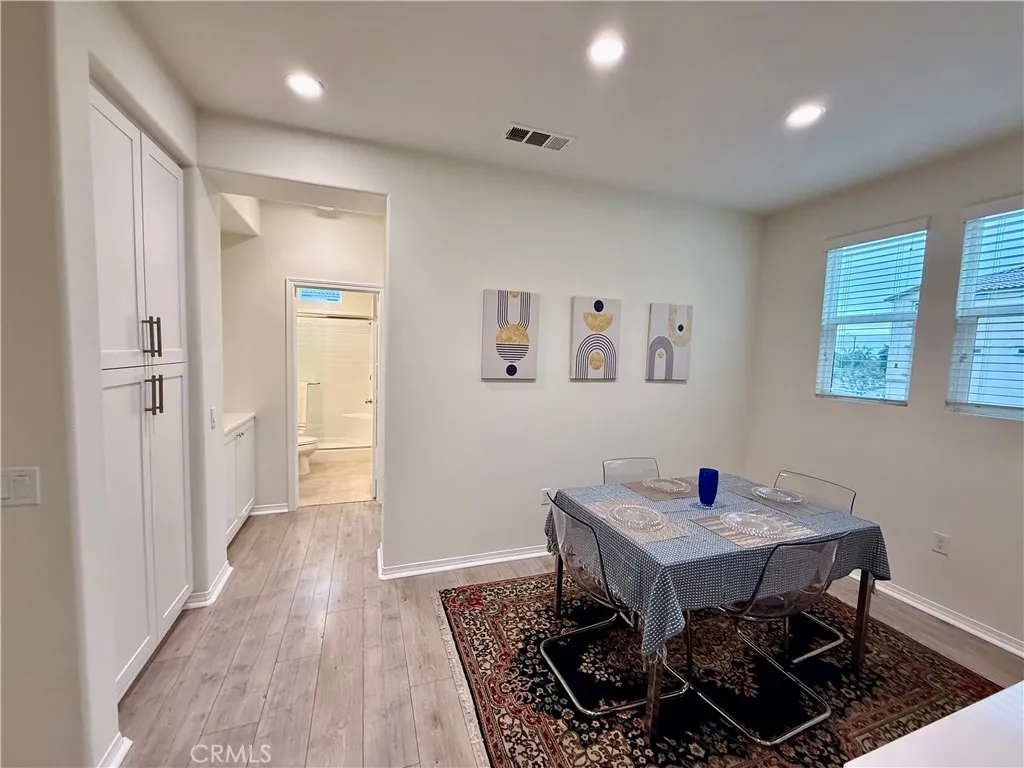 1570 W 1st Street, Santa Ana, California 92703 home-pic-5