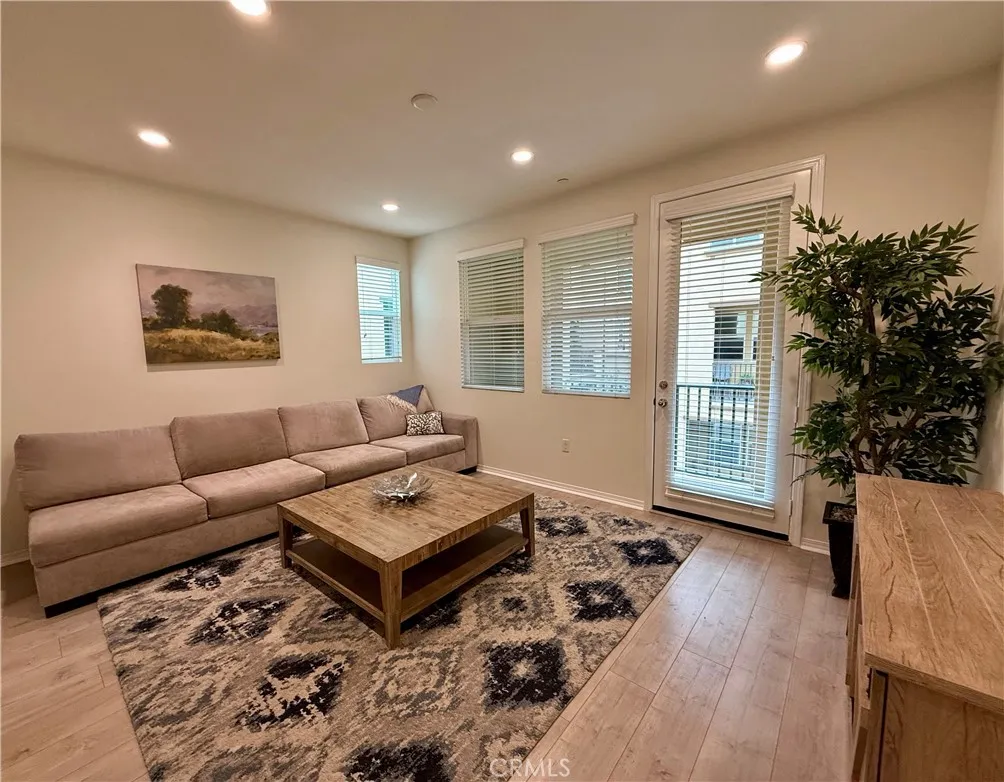 1570 W 1st Street, Santa Ana, California 92703 home-pic-1