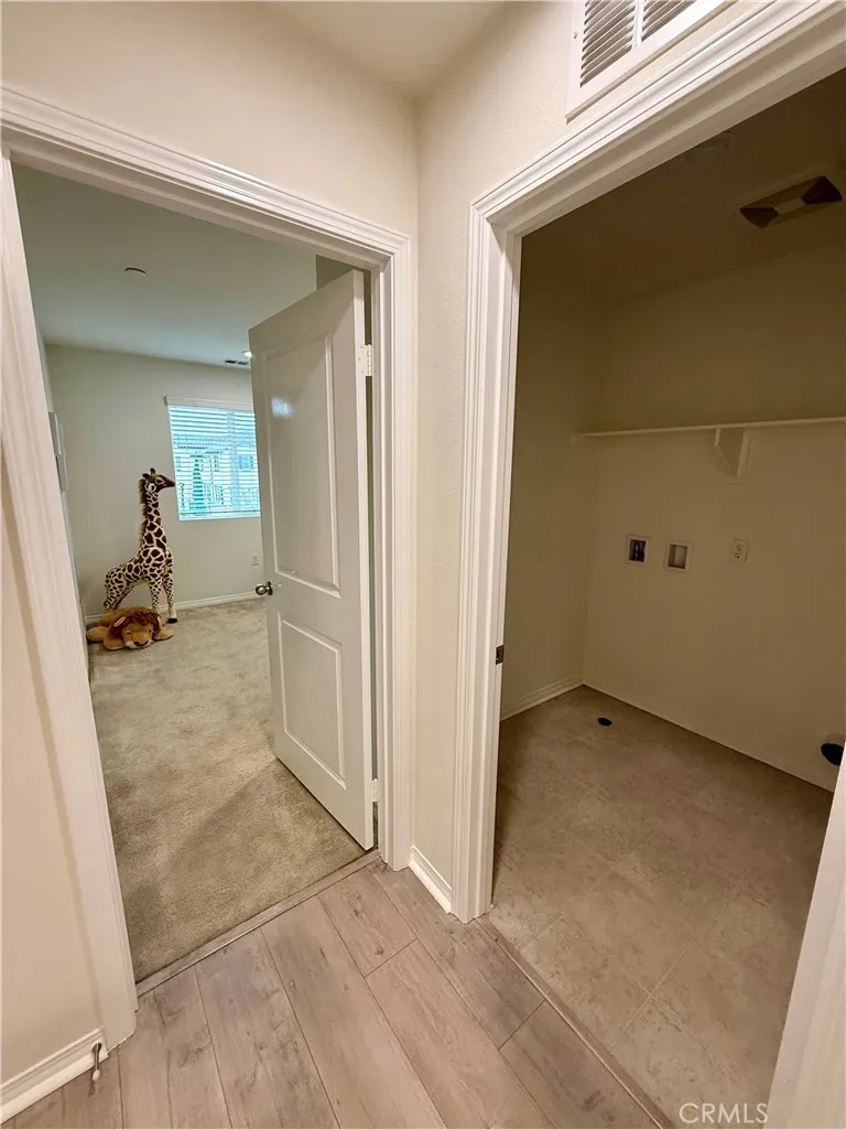 1570 W 1st Street, Santa Ana, California 92703 home-pic-22