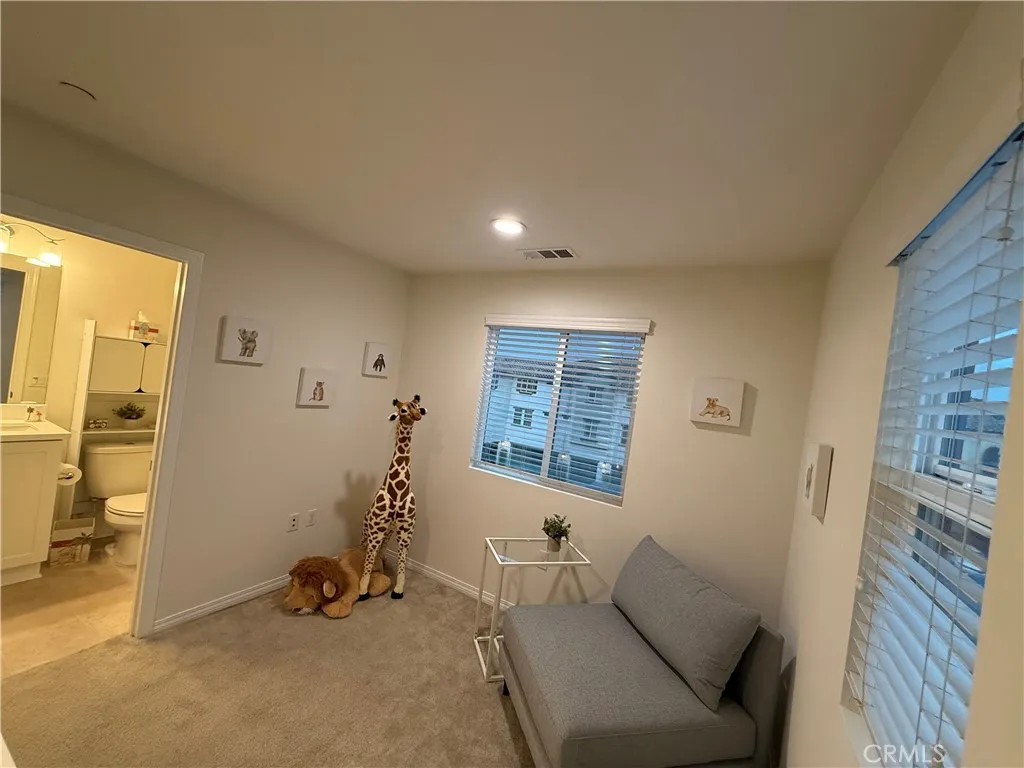1570 W 1st Street, Santa Ana, California 92703 home-pic-18