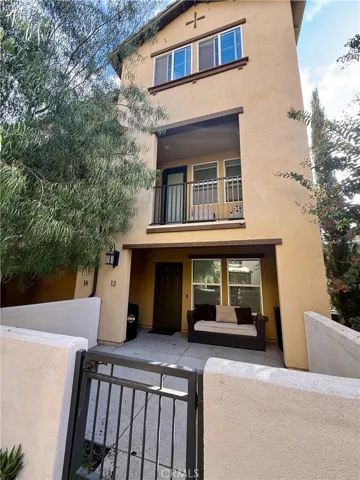 1570 W 1st Street, Santa Ana, California 92703