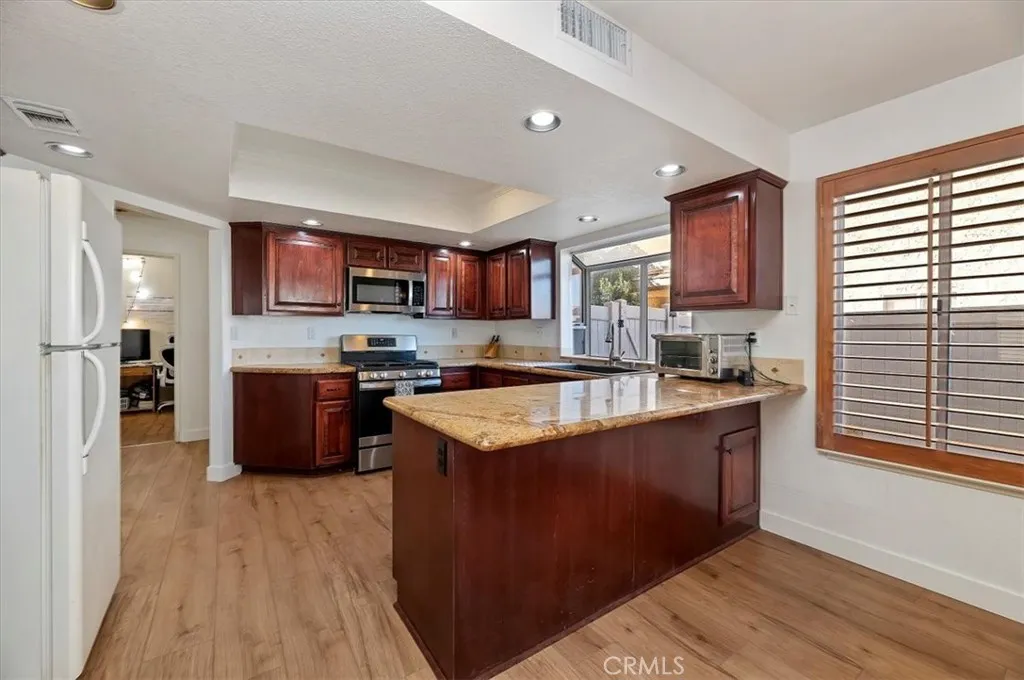 26152 Wallack, Loma Linda, California 92354 home-pic-15