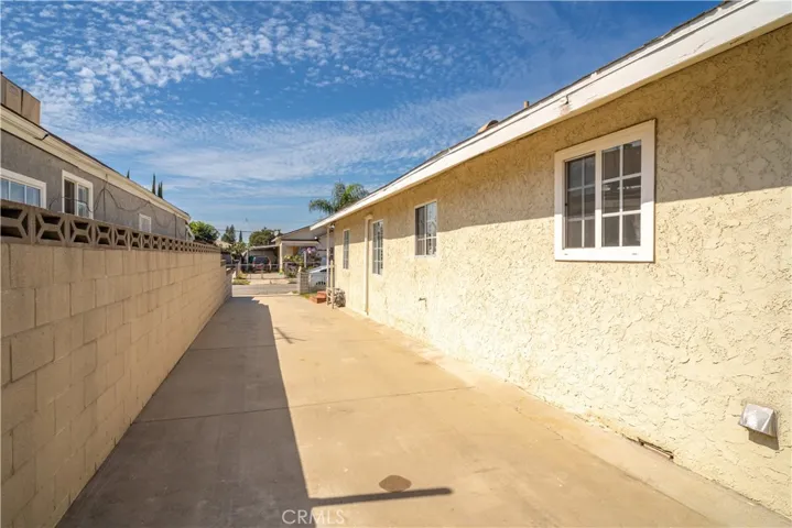 4758 Oak Street, Pico Rivera, California 90660