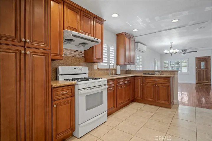 4758 Oak Street, Pico Rivera, California 90660