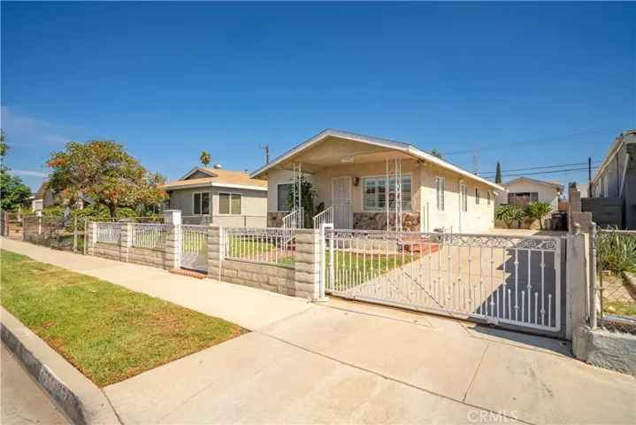4758 Oak Street, Pico Rivera, California 90660