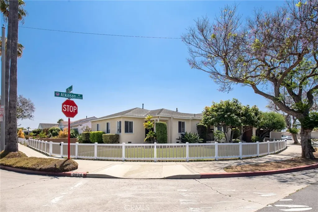 2824 W 156th, Gardena, California 90249 home-pic-0