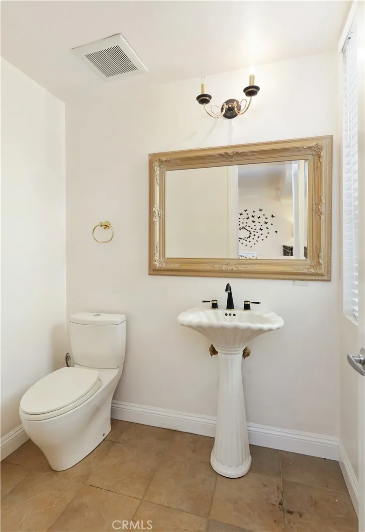 2235 Century Hill, Los Angeles, California 90067 home-pic-11