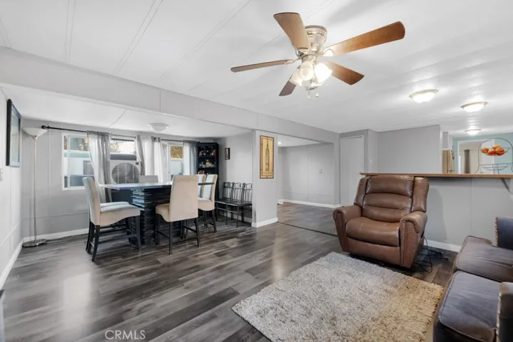 45415 16 28th, Lancaster, California 93534