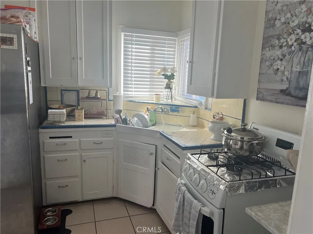 5754 Ensign Ave, North Hollywood, California 91016 home-pic-15