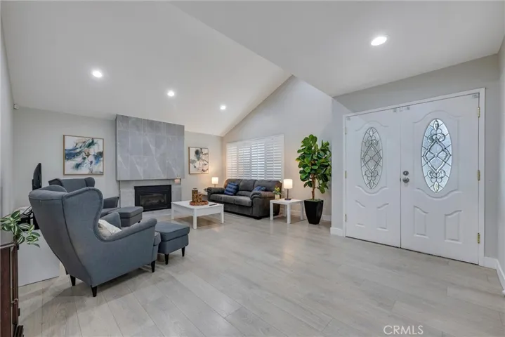 6025 Kingsbriar Drive, Yorba Linda, California 92886