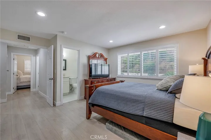 6025 Kingsbriar Drive, Yorba Linda, California 92886