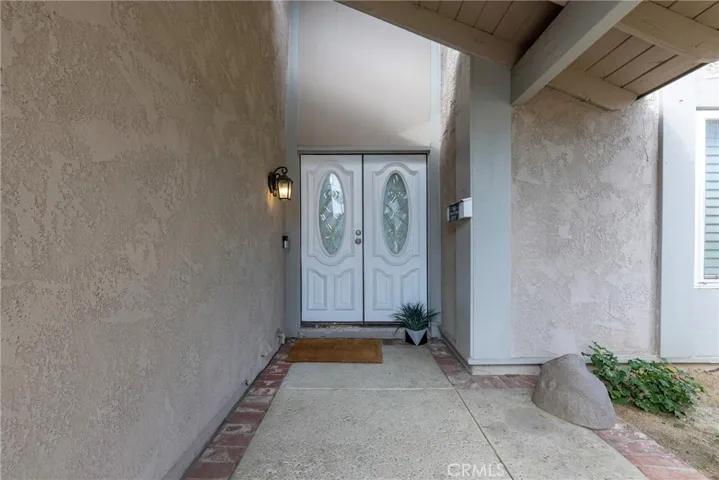 6025 Kingsbriar Drive, Yorba Linda, California 92886
