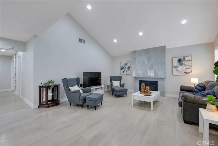 6025 Kingsbriar Drive, Yorba Linda, California 92886