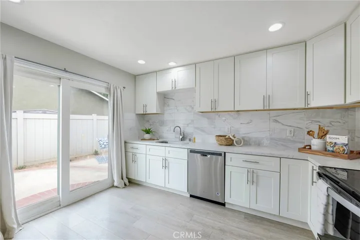 6025 Kingsbriar Drive, Yorba Linda, California 92886