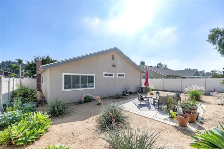 6025 Kingsbriar Drive, Yorba Linda, California 92886