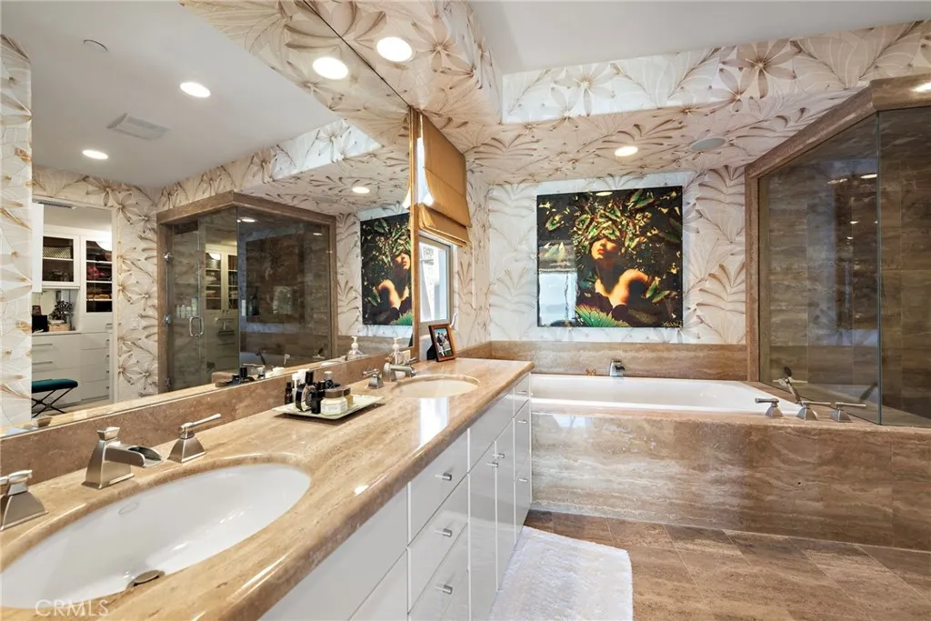 1603 S Coast Hwy F, Laguna Beach, California 92651 home-pic-17
