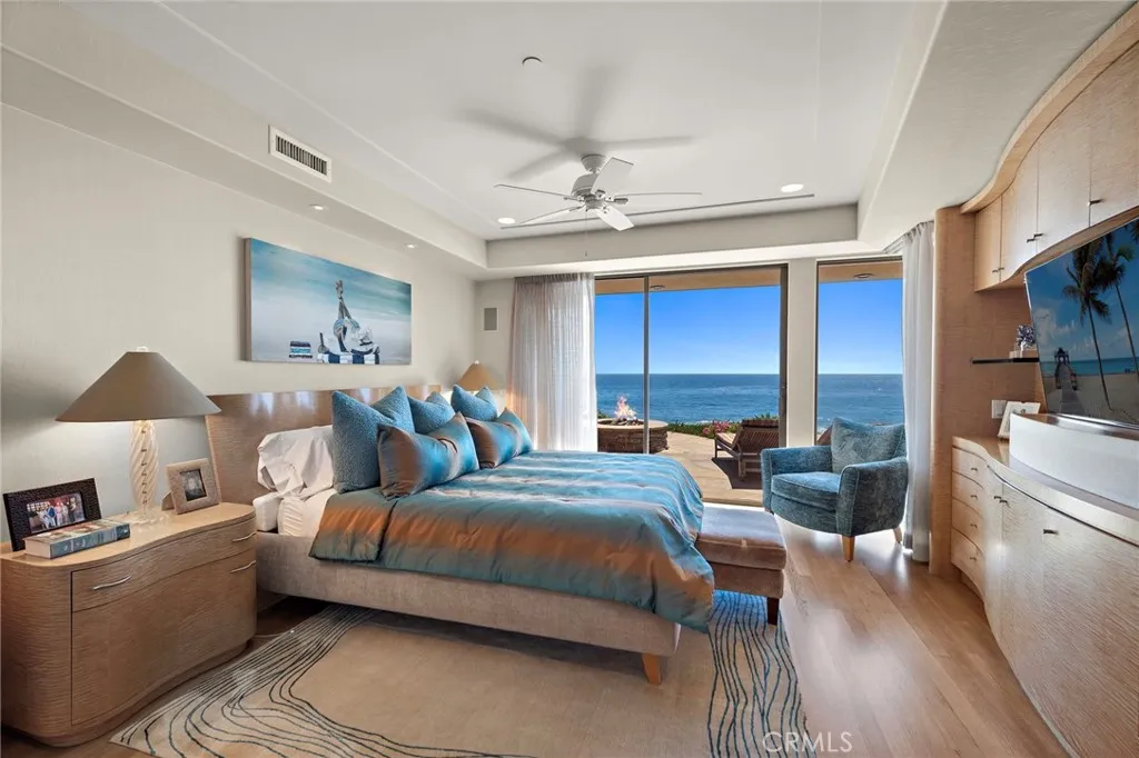 1603 S Coast Hwy F, Laguna Beach, California 92651 home-pic-15