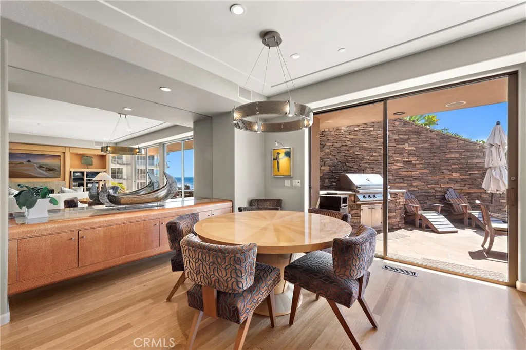 1603 S Coast Hwy F, Laguna Beach, California 92651 home-pic-12