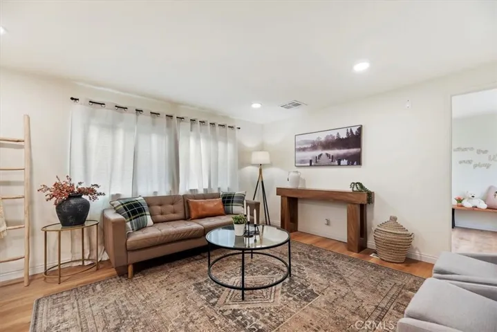826 E Route 66, Glendora, California 91740