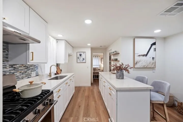 826 E Route 66, Glendora, California 91740