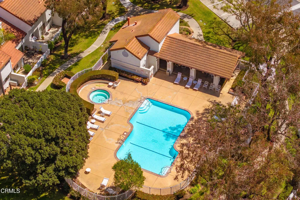 1277 Calle Bonita, Camarillo, California 93012 home-pic-18