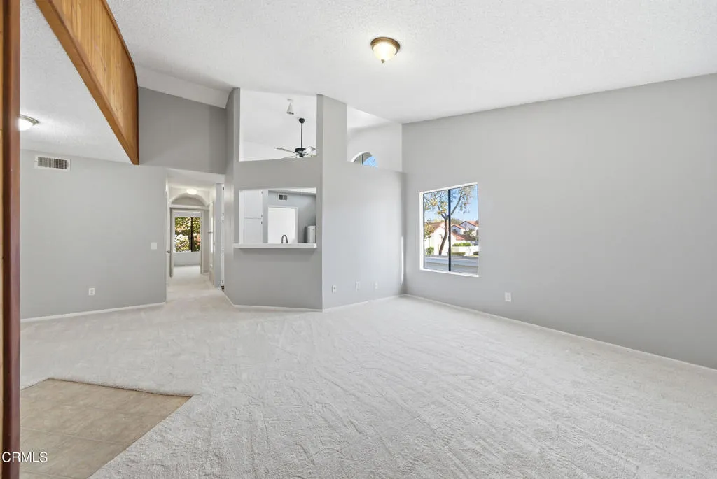 1277 Calle Bonita, Camarillo, California 93012 home-pic-2